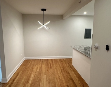 1 N Chestnut Avenue - Photo Thumbnail 8
