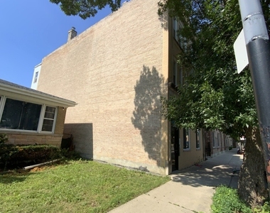 5511 W Diversey Avenue - Photo Thumbnail 2
