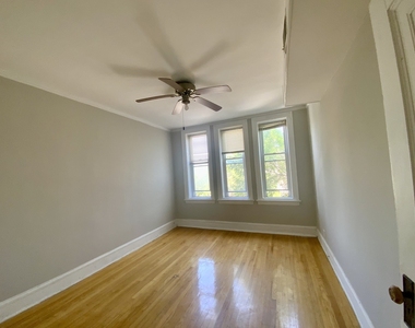5511 W Diversey Avenue - Photo Thumbnail 15
