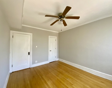5511 W Diversey Avenue - Photo Thumbnail 14