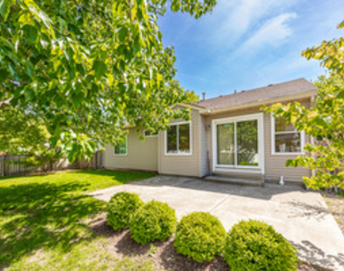 205 Woodlet Lane - Photo Thumbnail 19