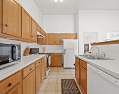 205 Woodlet Lane - Photo Thumbnail 3