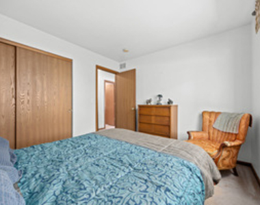 205 Woodlet Lane - Photo Thumbnail 14