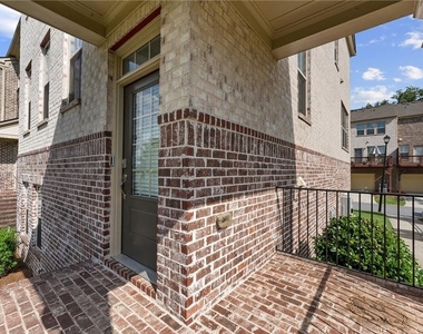 331 Northaven Avenue - Photo Thumbnail 4