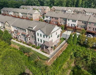 331 Northaven Avenue - Photo Thumbnail 58
