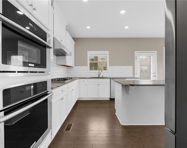 331 Northaven Avenue - Photo Thumbnail 21