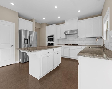 331 Northaven Avenue - Photo Thumbnail 18
