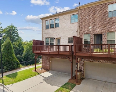 331 Northaven Avenue - Photo Thumbnail 47