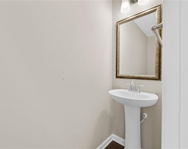 331 Northaven Avenue - Photo Thumbnail 14