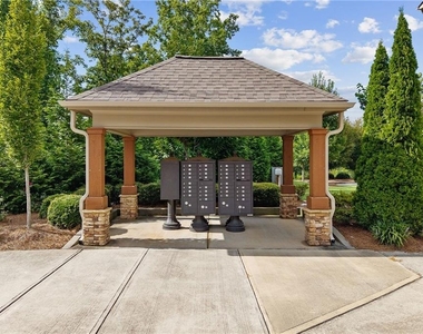 331 Northaven Avenue - Photo Thumbnail 60