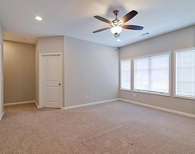 1963 Summit Trace Nw - Photo Thumbnail 11
