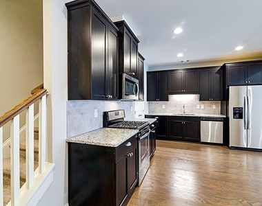 1963 Summit Trace Nw - Photo Thumbnail 6
