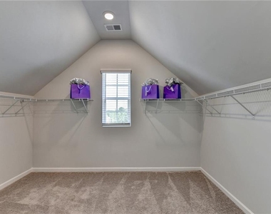 3828 Amicus Drive - Photo Thumbnail 32