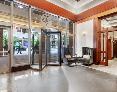 33 W Ontario Street - Photo Thumbnail 13