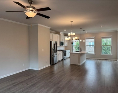 3706 Davis Circle - Photo Thumbnail 12
