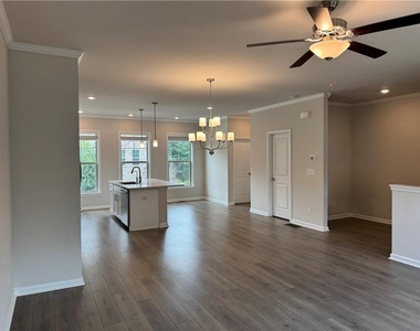 3706 Davis Circle - Photo Thumbnail 13