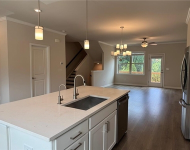 3706 Davis Circle - Photo Thumbnail 16