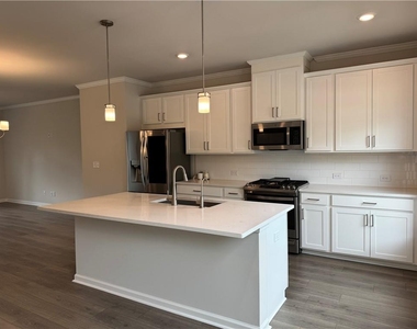 3706 Davis Circle - Photo Thumbnail 17