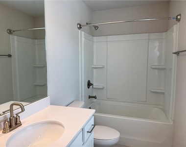 3706 Davis Circle - Photo Thumbnail 1