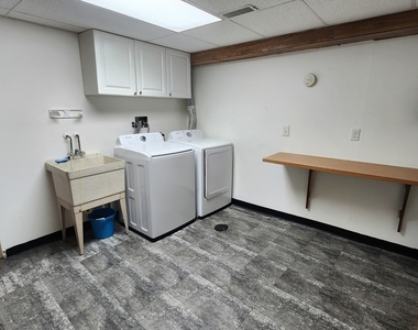229 Hickory Street - Photo Thumbnail 21