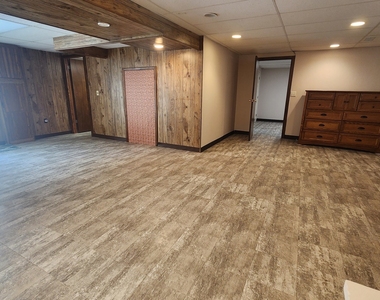 229 Hickory Street - Photo Thumbnail 19