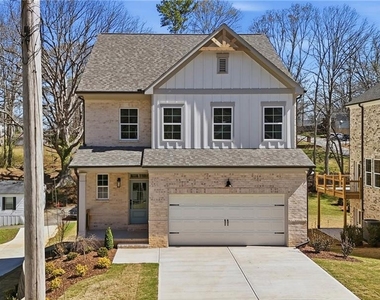 120 Poplar Street - Photo Thumbnail 2