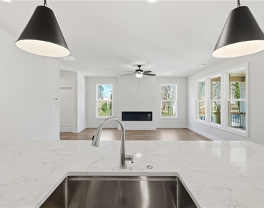 120 Poplar Street - Photo Thumbnail 11