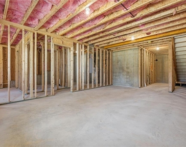 120 Poplar Street - Photo Thumbnail 27