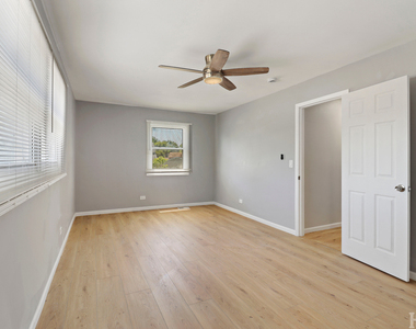 2208 Kensington Drive - Photo Thumbnail 27