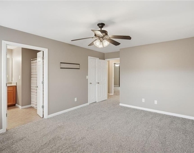 4830 Liberty Plaza - Photo Thumbnail 12
