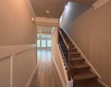 1521 Winding Ridge Trl - Photo Thumbnail 2