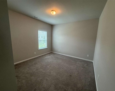 1521 Winding Ridge Trl - Photo Thumbnail 10