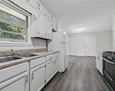 5794 Henry Bailey Road - Photo Thumbnail 19