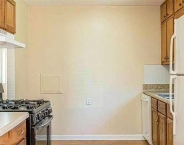 5794 Henry Bailey Road - Photo Thumbnail 6