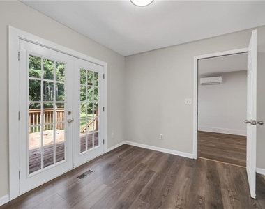 5794 Henry Bailey Road - Photo Thumbnail 13
