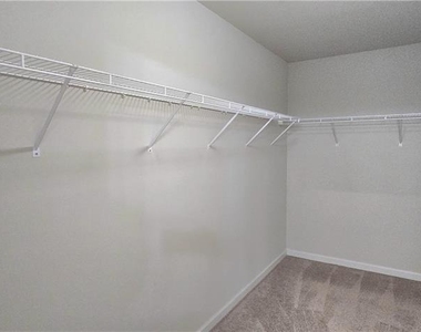 3608 Hidden Valley Circle - Photo Thumbnail 32