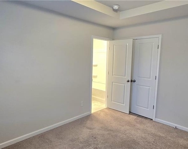 3608 Hidden Valley Circle - Photo Thumbnail 37