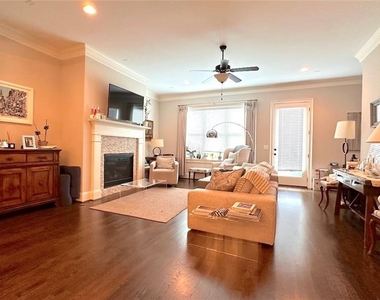 3226 Nobility Way - Photo Thumbnail 2