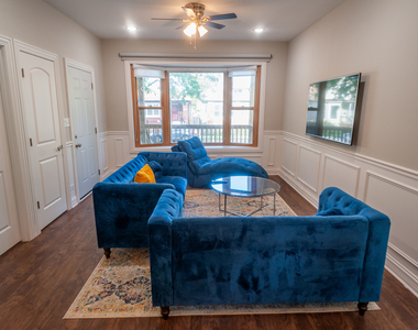 10820 S State Street - Photo Thumbnail 2