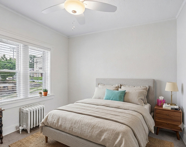 226 Lemont Street - Photo Thumbnail 9