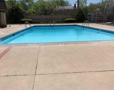 9619 Bianco Terrace - Photo Thumbnail 8