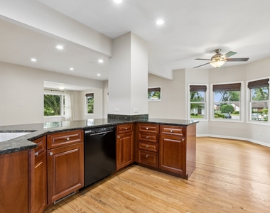 255 Happ Road - Photo Thumbnail 16