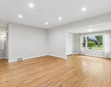 255 Happ Road - Photo Thumbnail 6