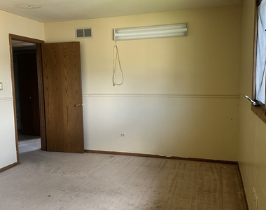 15720 S 88th Avenue - Photo Thumbnail 23