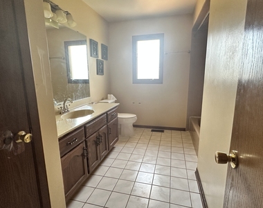 15720 S 88th Avenue - Photo Thumbnail 20
