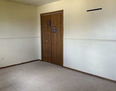 15720 S 88th Avenue - Photo Thumbnail 24
