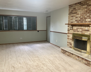 15720 S 88th Avenue - Photo Thumbnail 11