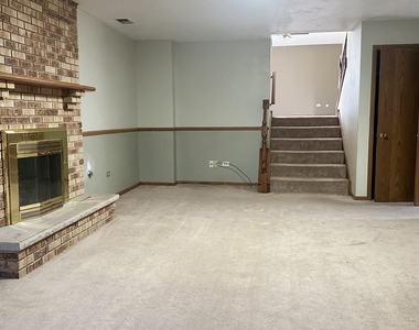15720 S 88th Avenue - Photo Thumbnail 12