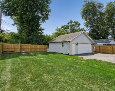 1023 Highland Avenue - Photo Thumbnail 15