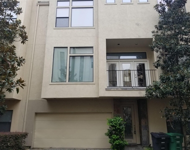 1910 Woodbury Street - Photo Thumbnail 25